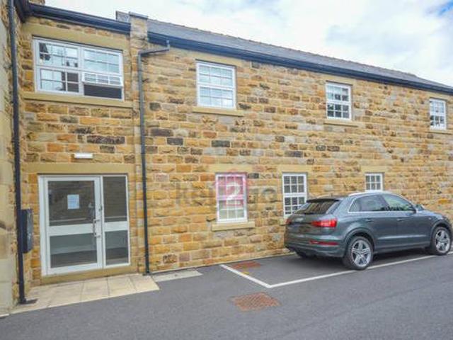 House for sale in Froggatt, East Midlands