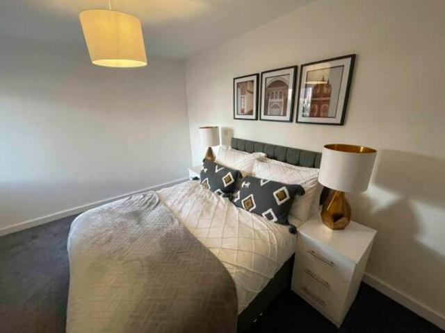 Apartment for sale in Calderstones