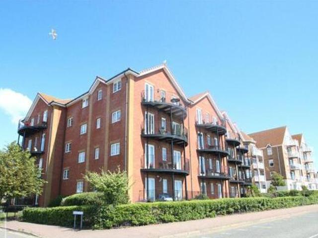 House for sale in Clacton-on-Sea, Tendring