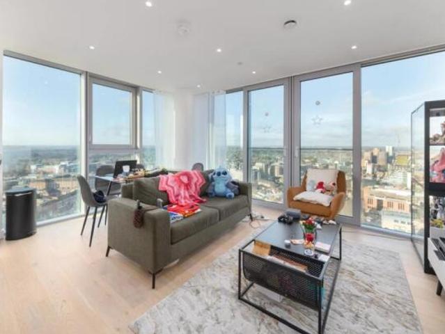 Apartment for sale in North Watford, Hertfordshire