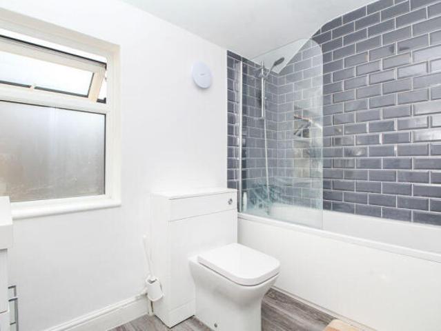 Apartment for sale in Bedford