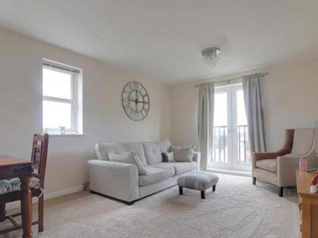 House for sale in Cleckheaton, West Yorkshire