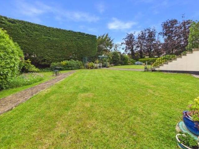 Apartment for sale in Prestbury, Golden Valley