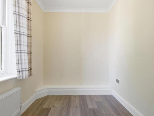 Apartment for sale in Alton Barnes