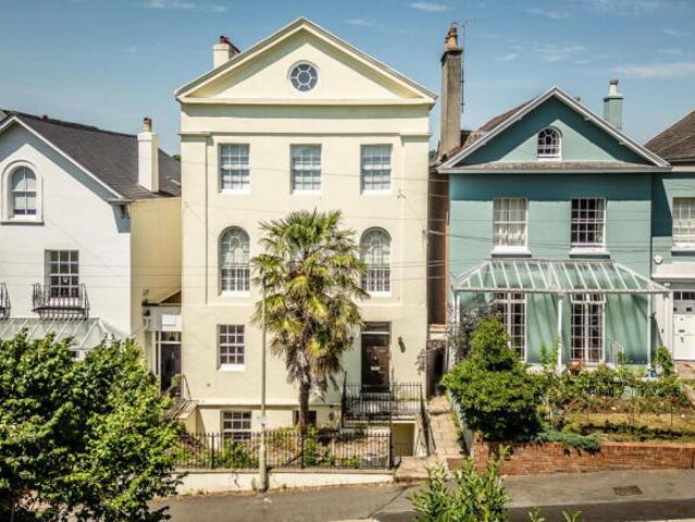 Apartment for sale in Watergate, Devon