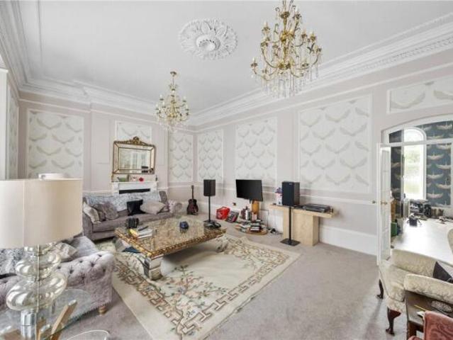 Apartment for sale in High Field, York