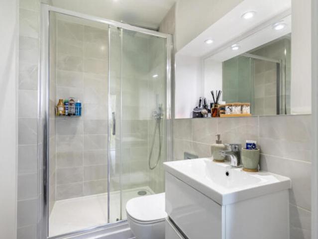 Apartment for sale in South Bank, York