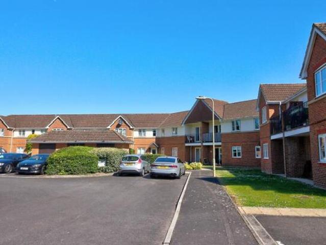 Apartment for sale in Priest Down, Hampshire