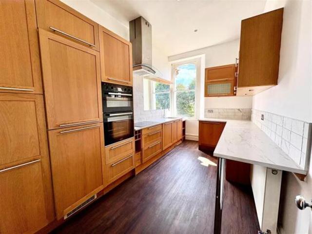 Apartment for sale in Clifton Village, Bristol