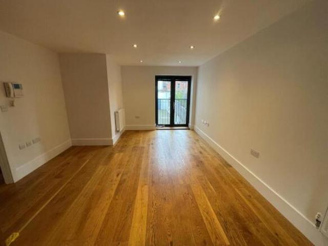 Apartment for sale in Phippsville, Northampton