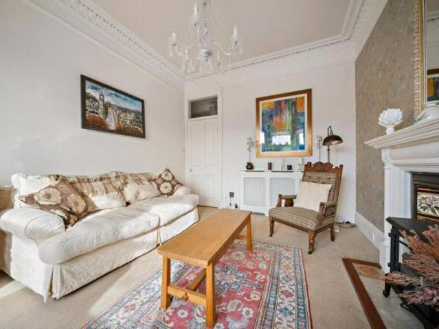 Apartment for sale in Comely Bank, Craigleith