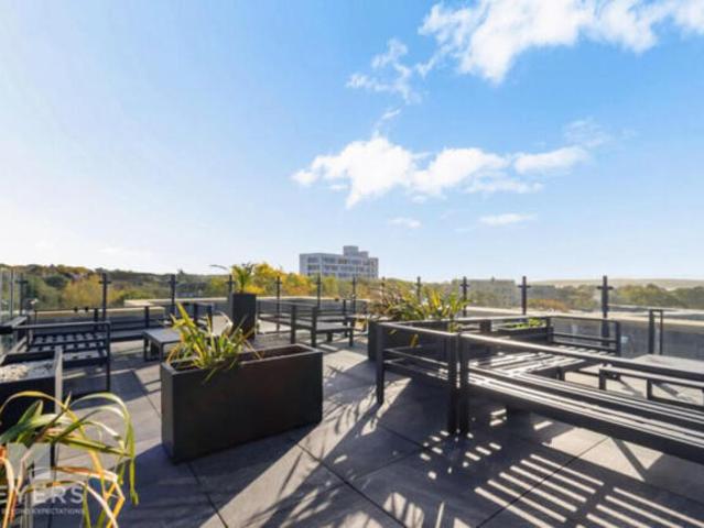 Apartment for sale in Poole, Bournemouth, Christchurch and Poole