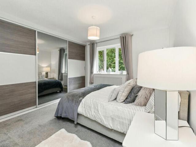 Apartment for sale in Froggatt, East Midlands