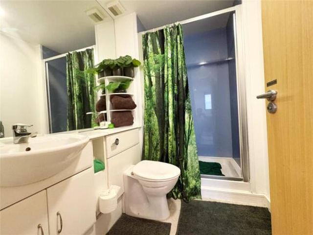 Apartment for sale in Key Street, Suffolk