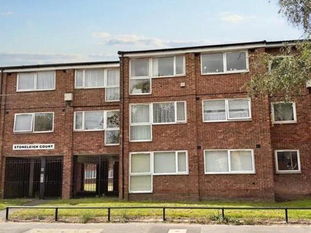 House for sale in Chilvers Coton, Camp Hill