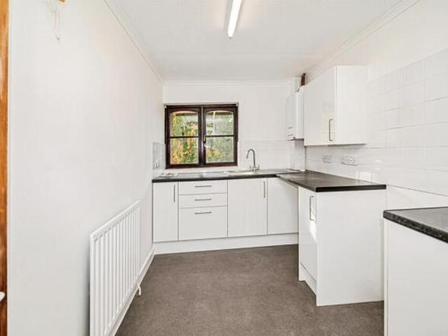 Apartment for sale in Beeches Community Board, Burnham