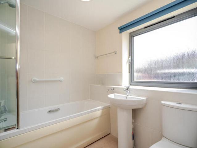 Apartment for sale in Monkston Park, Milton Keynes