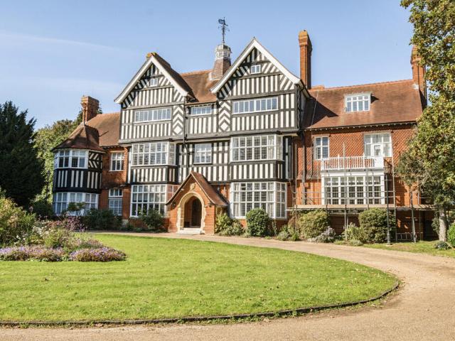 Apartment for sale in Orpington, Greater London