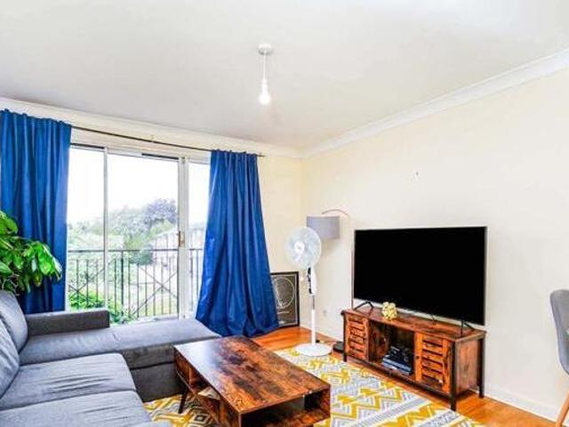 House for sale in The Slade, Oxfordshire