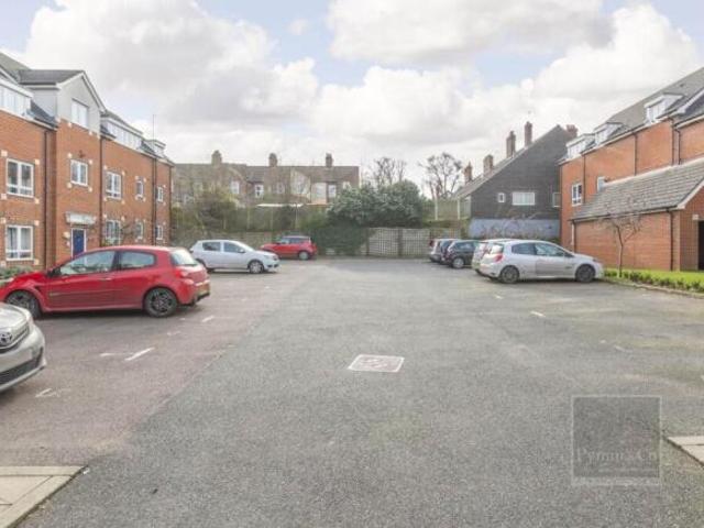 Apartment for sale in New Catton, East Bank