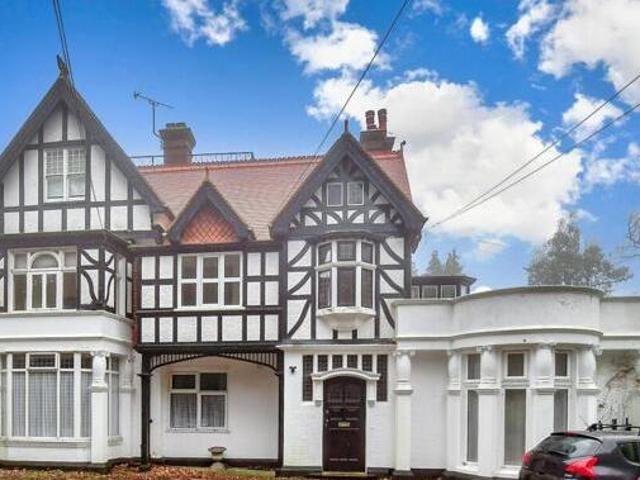 House for sale in Crowborough Warren, Cross In Hand