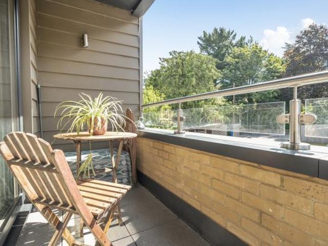 Apartment for sale in The Slade, Oxfordshire