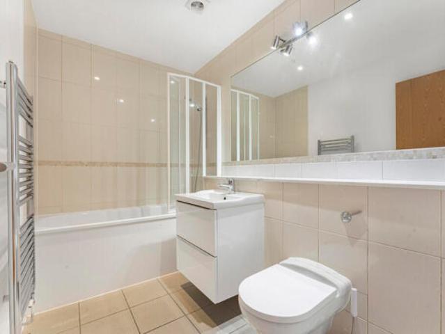 Apartment for sale in Cat Hill
