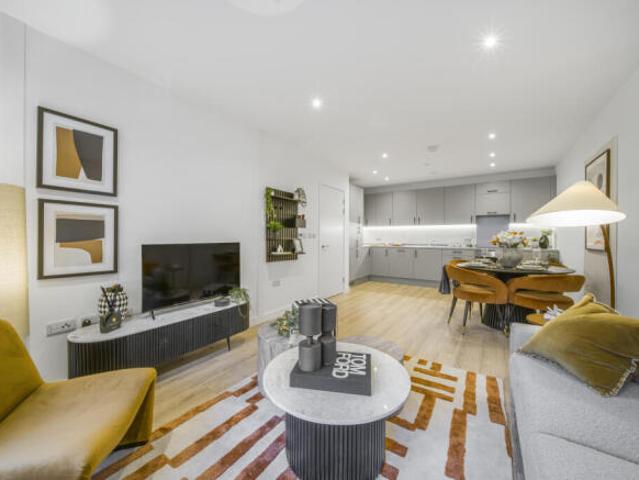Apartment for sale in Colindale, Greater London