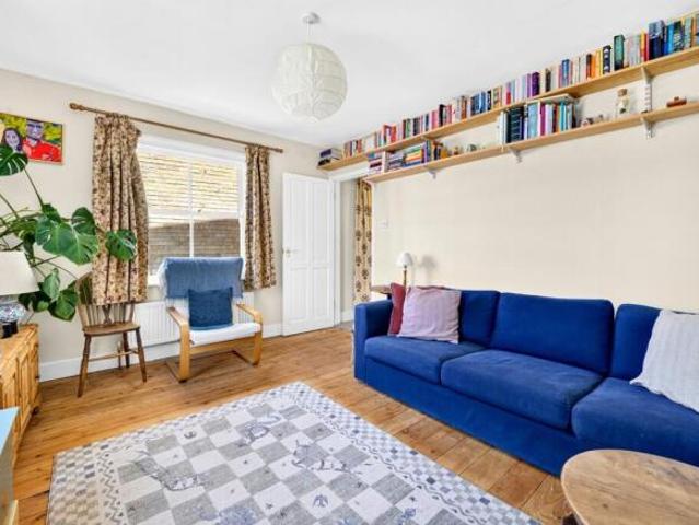 Apartment for sale in Cat Hill
