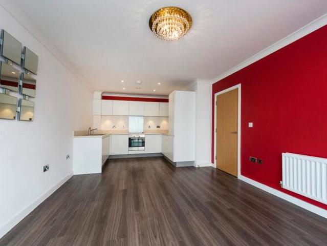 Apartment for sale in Monks Orchard, Kent