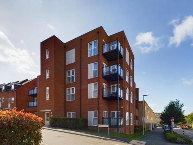 House for sale in Temple Hill, Dartford