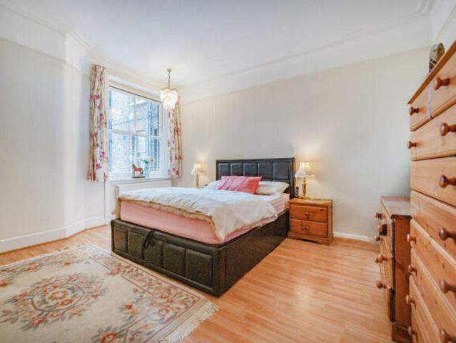 Apartment for sale in Kensal Town, Maida Vale
