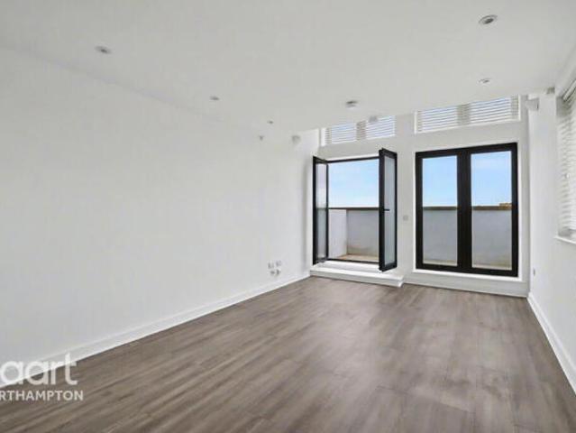 Apartment for sale in Semilong, Northampton