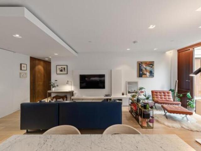 Apartment for sale in Cat Hill