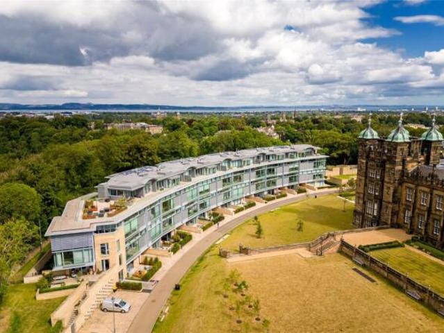 Apartment for sale in Coates, Cotswold