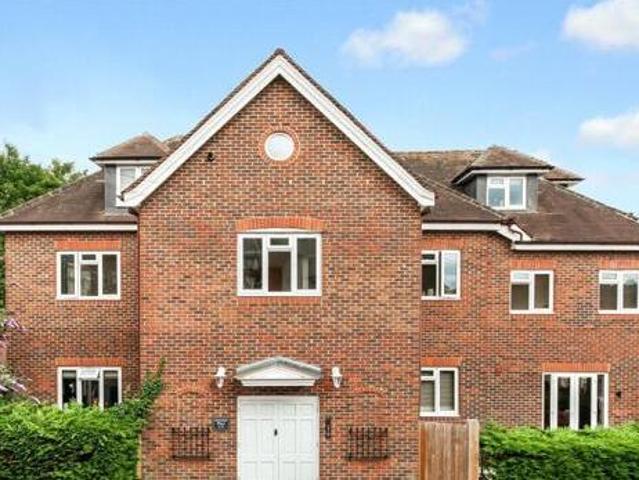 House for sale in Rose Hill, Pachesham Park