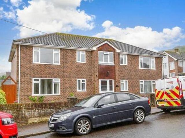 House for sale in River, Ash