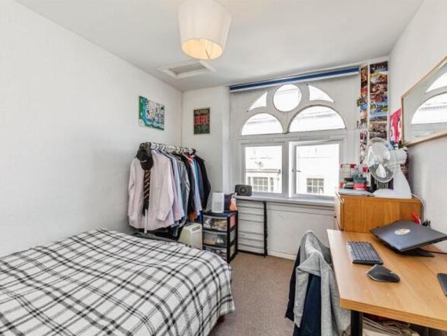 Apartment for sale in Ash, Kent