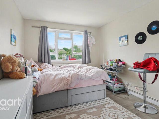 Apartment for sale in Rochester, Kent