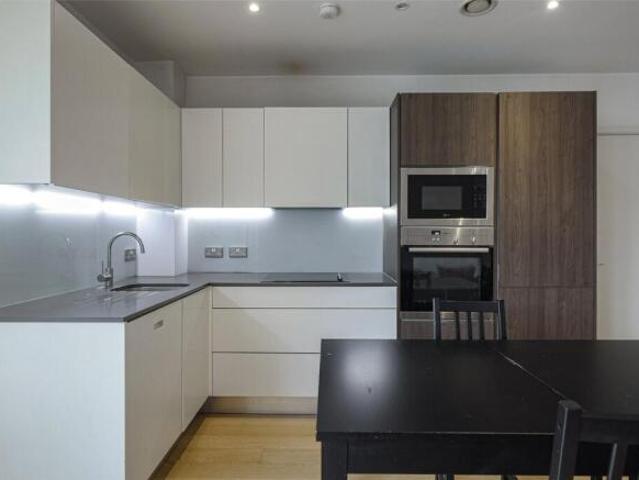 Apartment for sale in Woolwich, Greater London