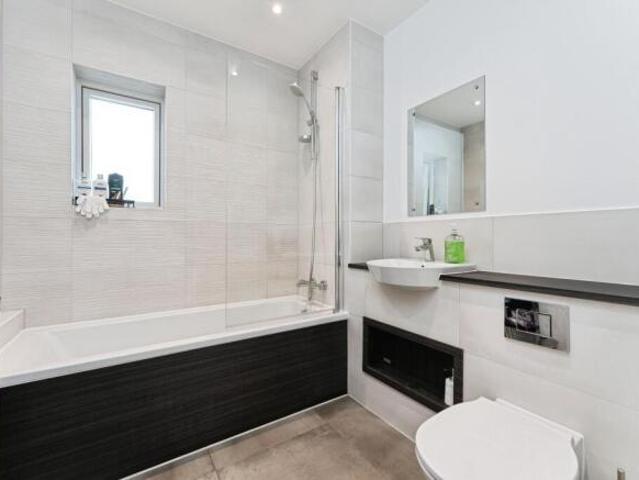 Apartment for sale in Arbury, Cambridgeshire