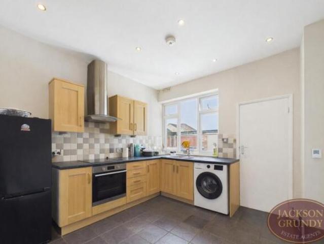 Apartment for sale in Northampton, Northamptonshire