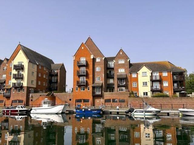 House for sale in Sovereign Harbour, Eastbourne