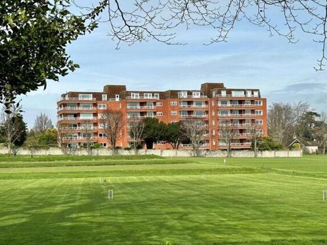 House for sale in Upperton, Eastbourne