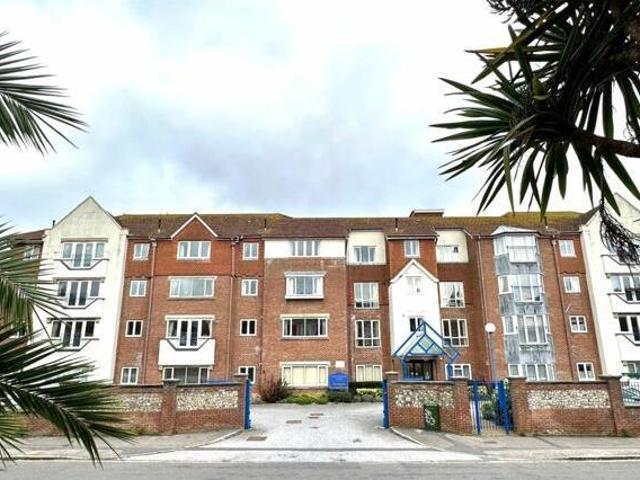 House for sale in Upperton, Eastbourne