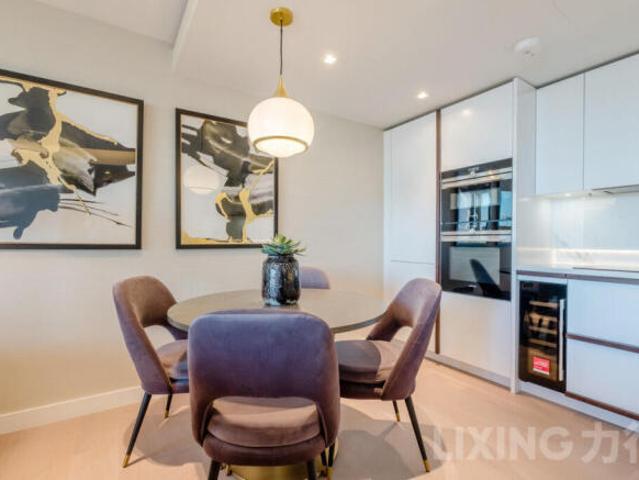 Apartment for sale in Edgware, Greater London