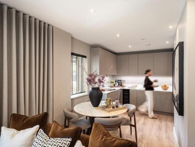 Apartment for sale in Twickenham, Greater London