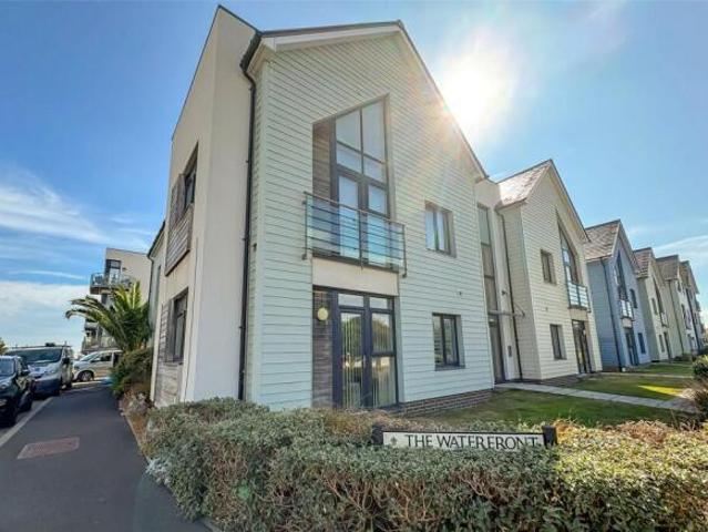 Apartment for sale in West Worthing, Worthing