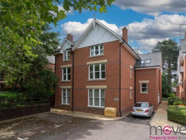 Apartment for sale in Hazelhurst, Bury
