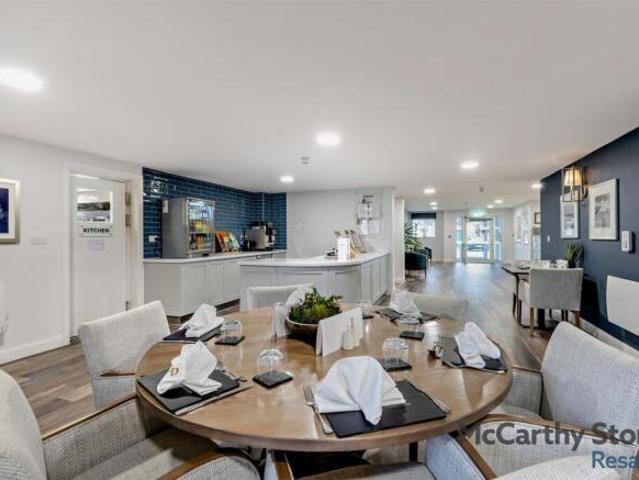 Apartment for sale in Ash, Kent